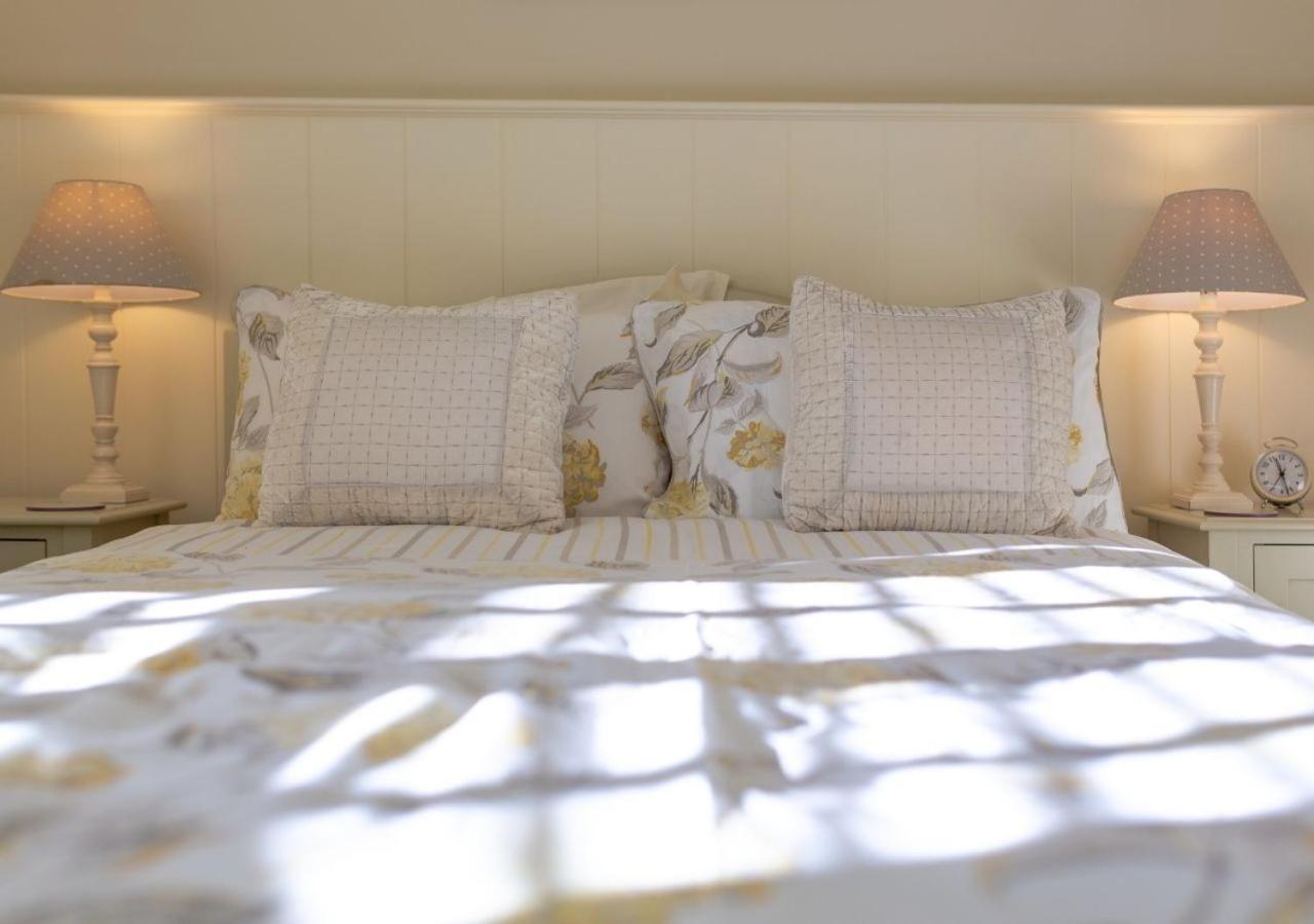 Jasmine Cottage - 2 Bedroom In Heart Of Bourton! Екстериор снимка