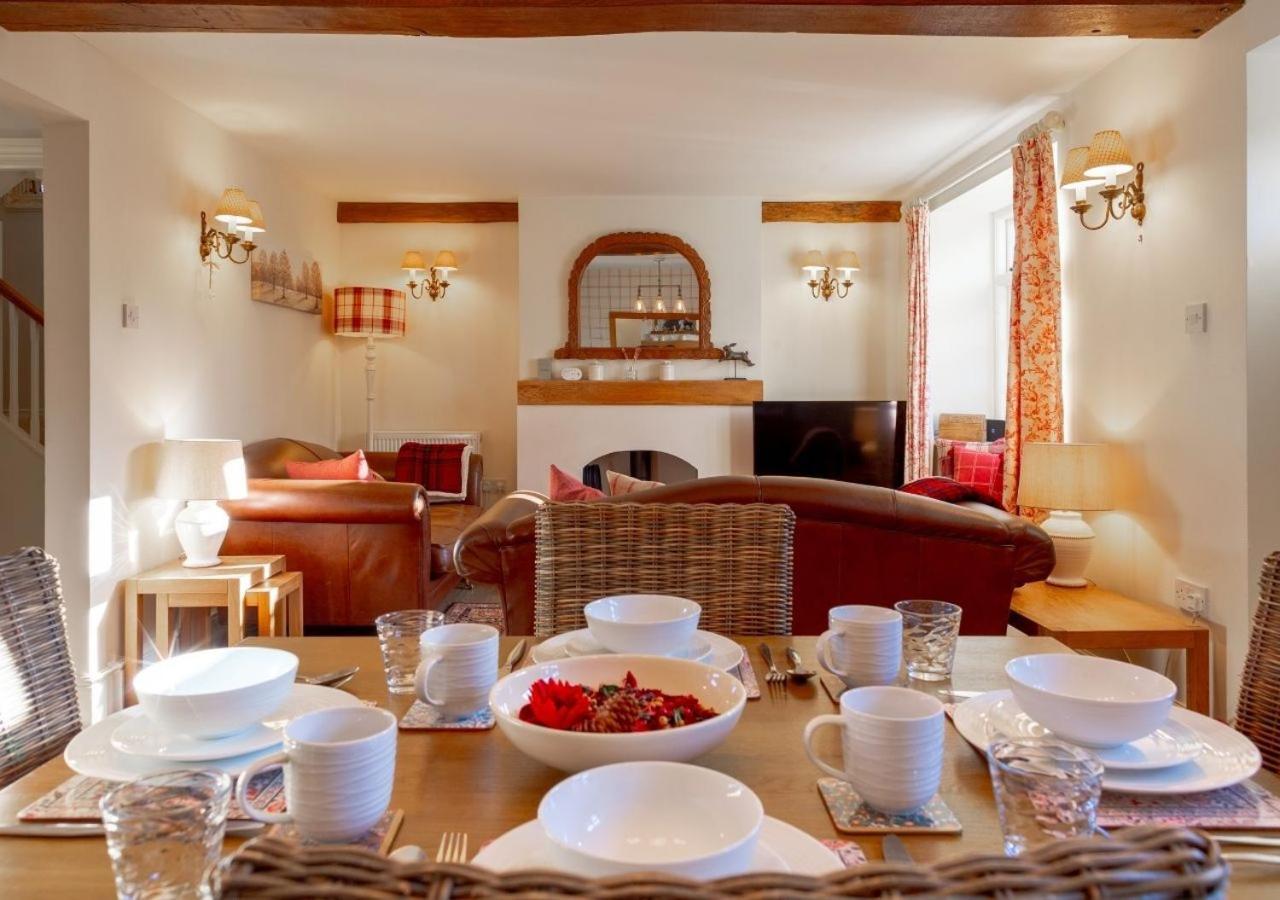 Jasmine Cottage - 2 Bedroom In Heart Of Bourton! Екстериор снимка